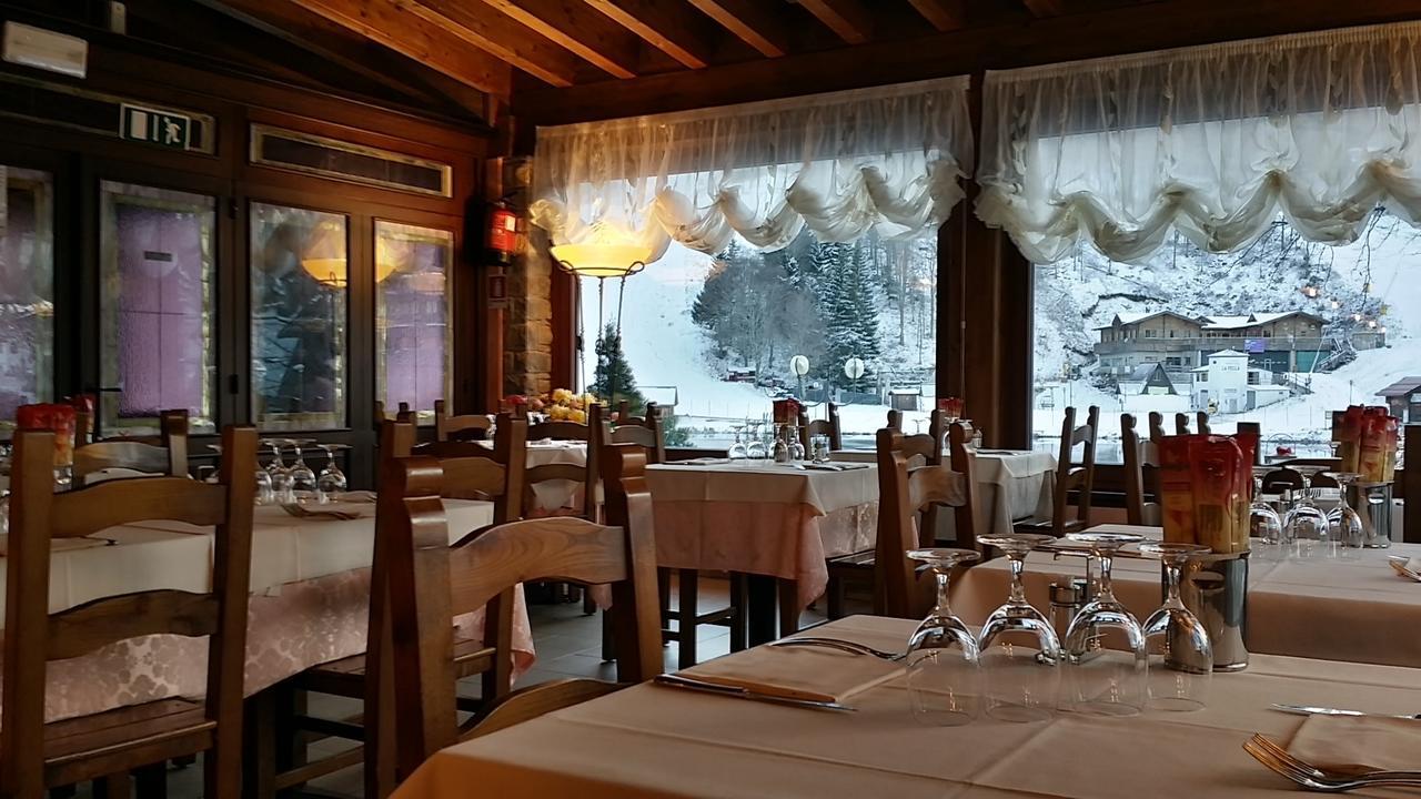 Albergo Diana Черрето-Лаґі Екстер'єр фото