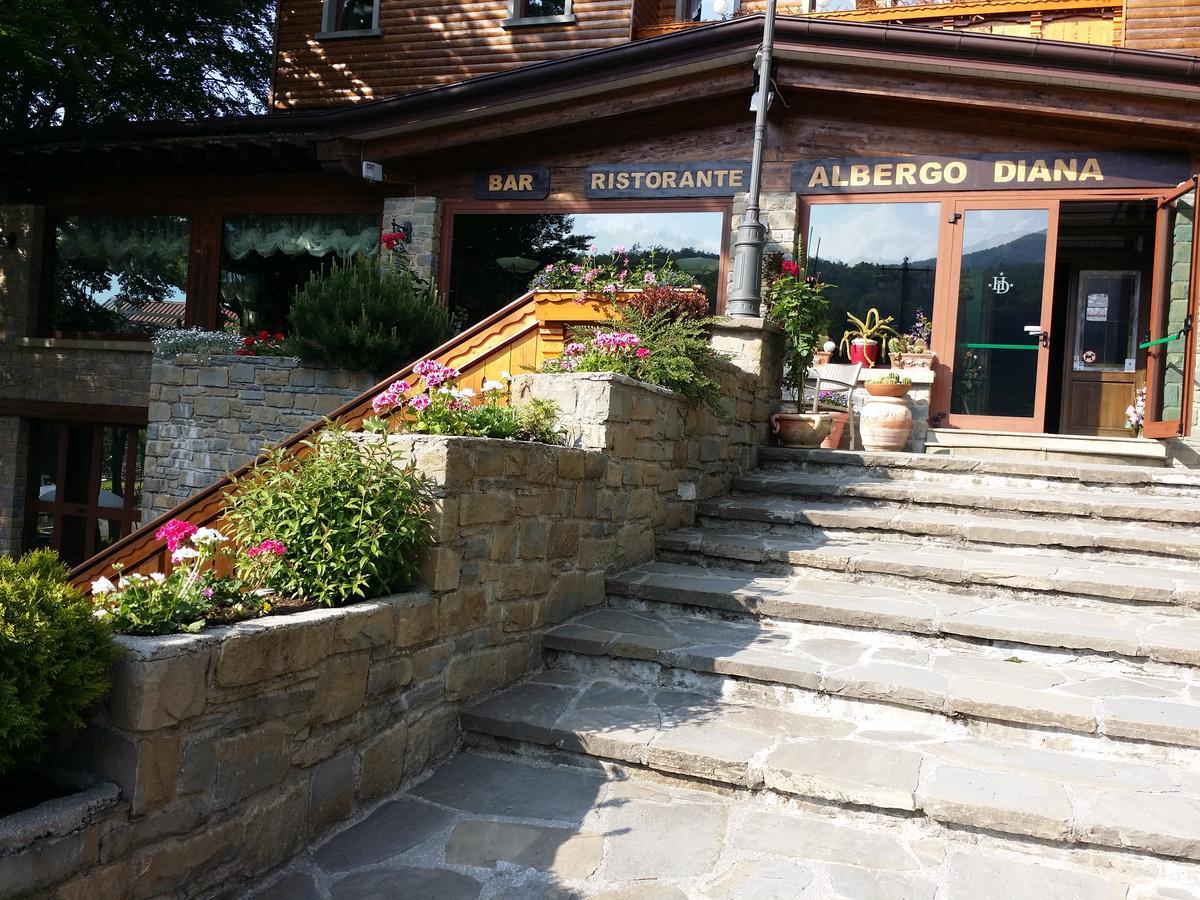 Albergo Diana Черрето-Лаґі Екстер'єр фото